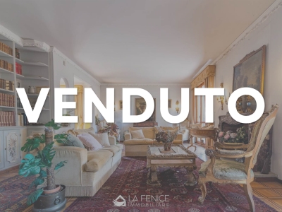 casa indipendente in vendita a Firenze in zona Centro Storico