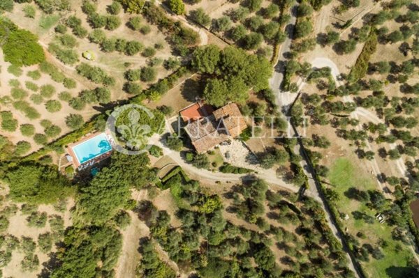 casa indipendente in vendita a Firenze in zona Settignano