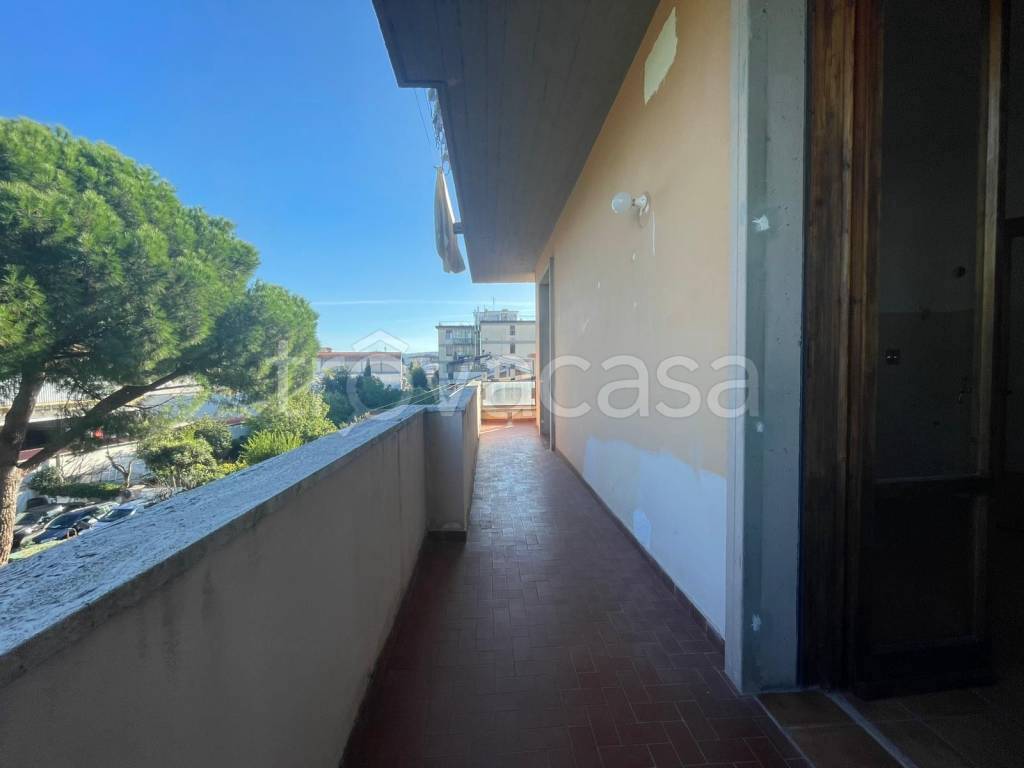 appartamento in vendita a Firenze in zona Isolotto