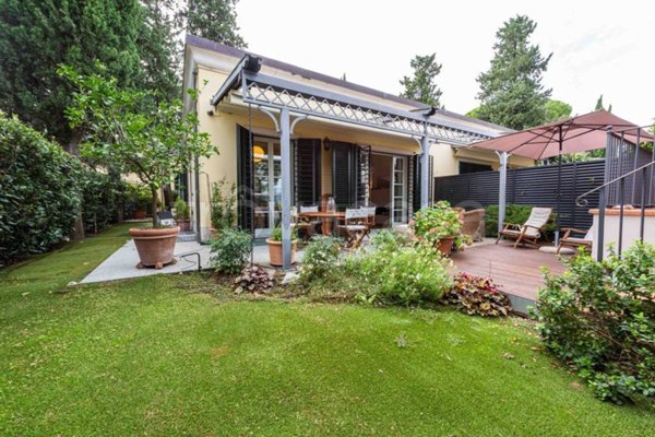 casa indipendente in vendita a Firenze in zona Bellosguardo