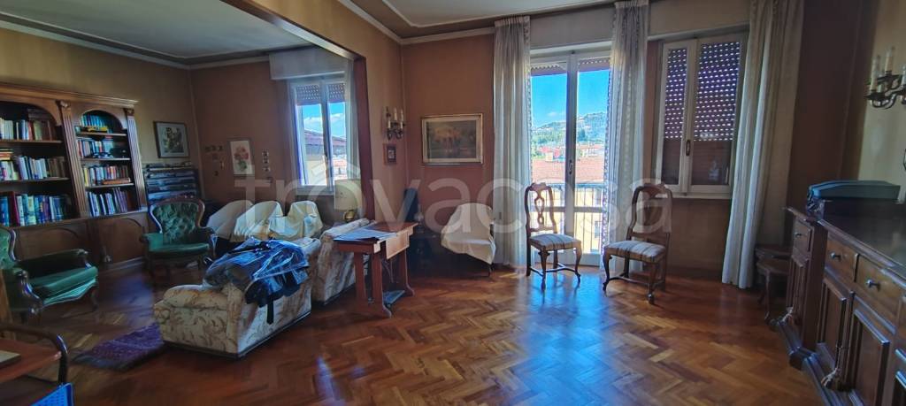 appartamento in vendita a Firenze in zona Campo di Marte