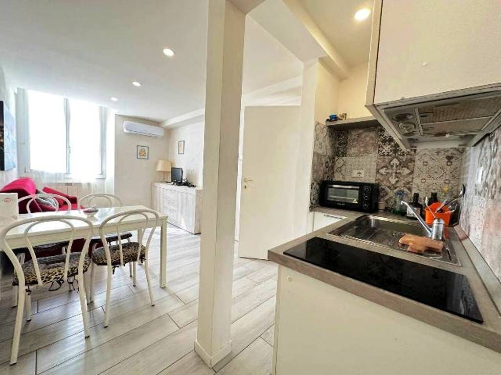 appartamento in vendita a Firenze in zona Centro Santa Maria Novella