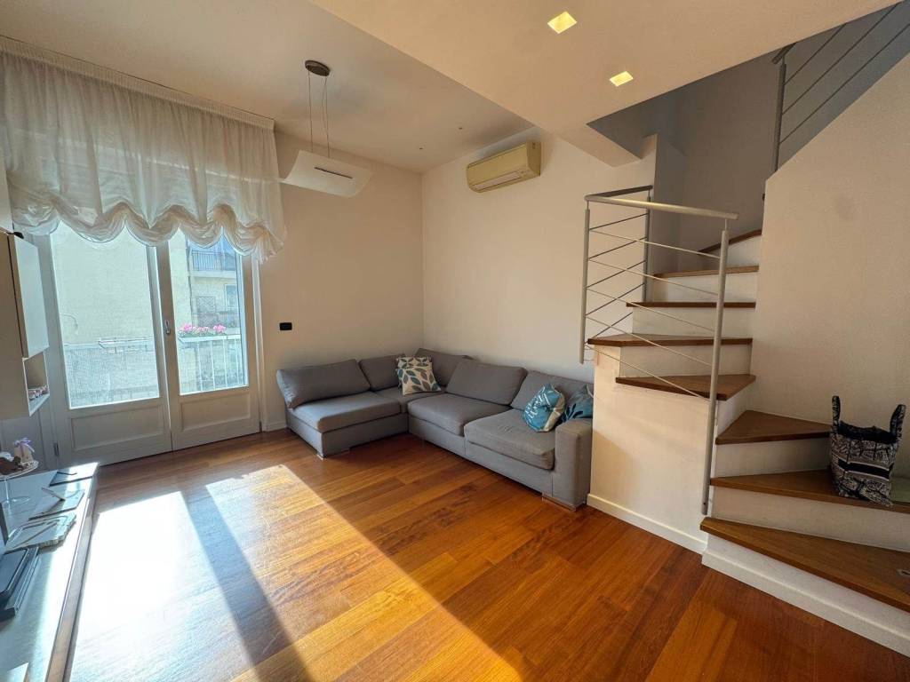 appartamento in vendita a Firenze in zona Coverciano