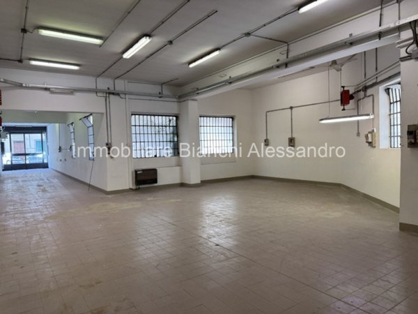 negozio in vendita a Firenze in zona Gavinana