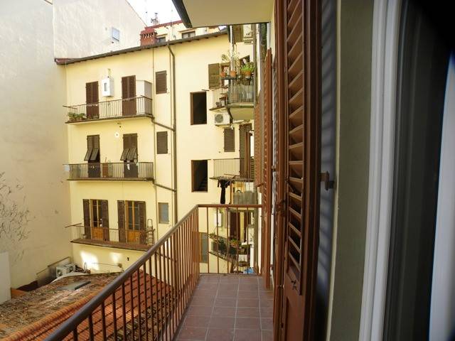 appartamento in vendita a Firenze in zona Campo di Marte
