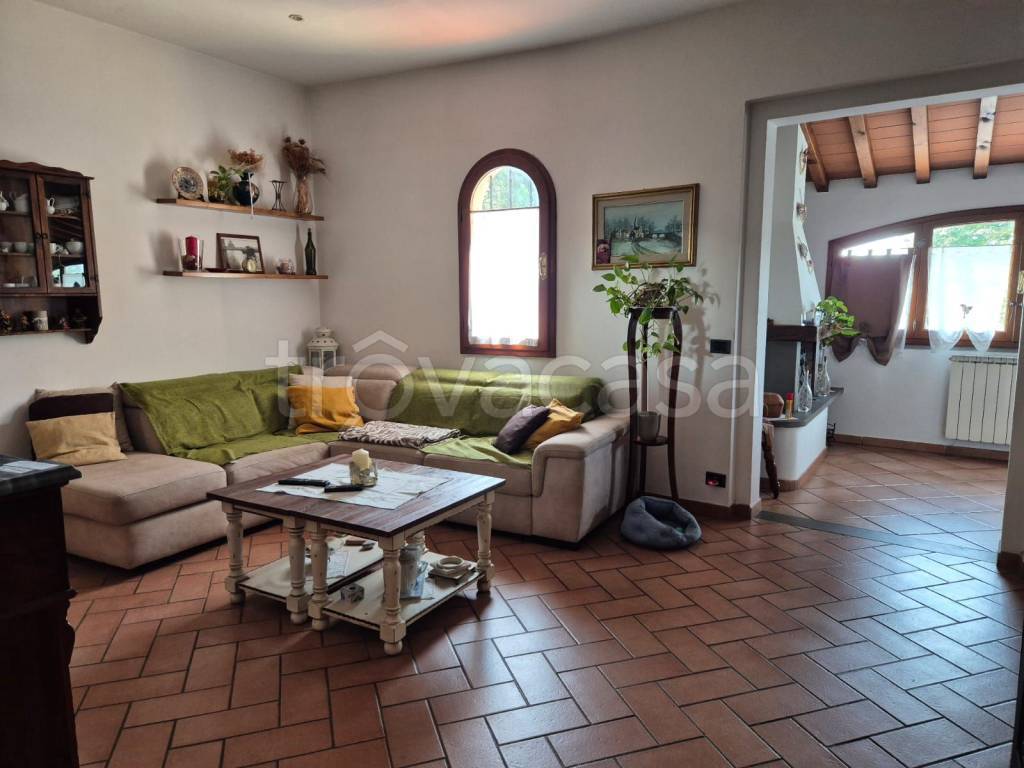 appartamento in vendita a Firenze in zona Ugnano