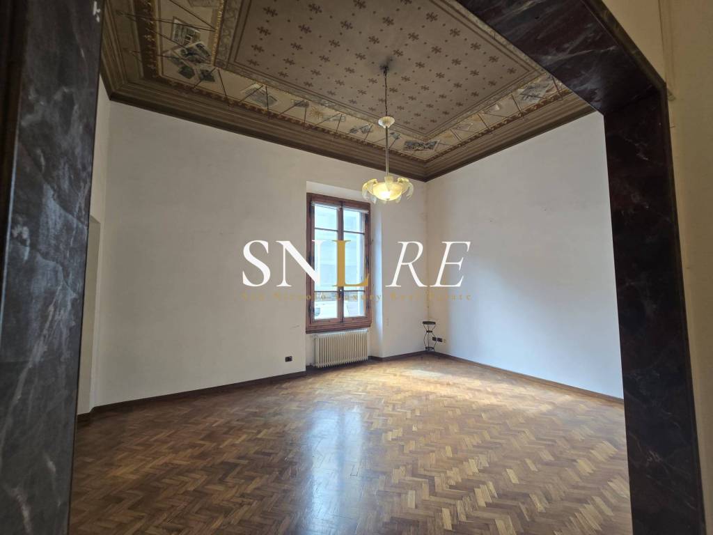 appartamento in vendita a Firenze in zona Campo di Marte