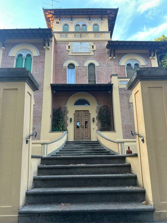 casa indipendente in vendita a Firenze
