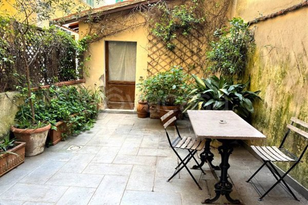 appartamento in vendita a Firenze in zona Campo di Marte