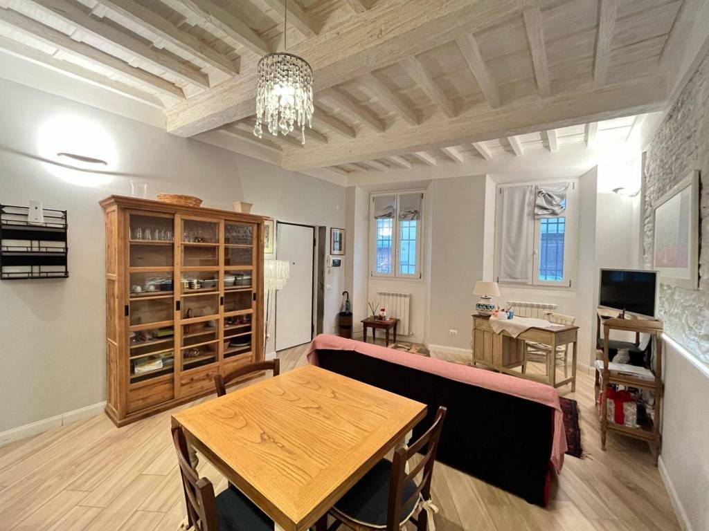 appartamento in vendita a Firenze in zona Centro Santa Croce