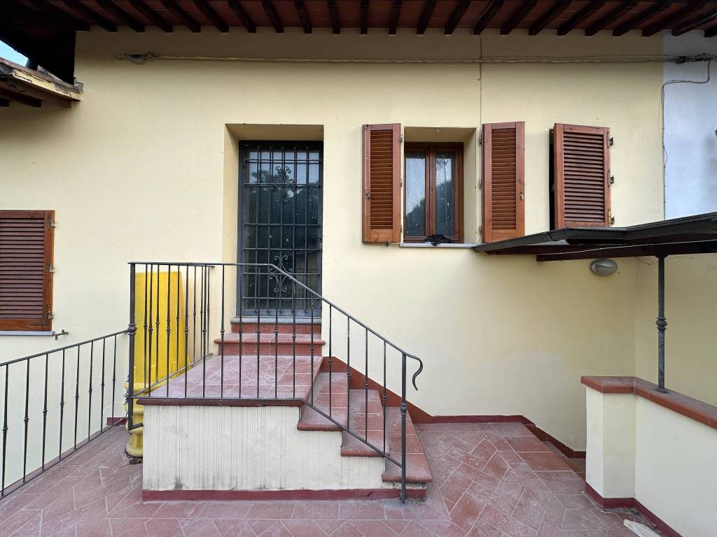 casa indipendente in vendita a Firenze in zona Isolotto