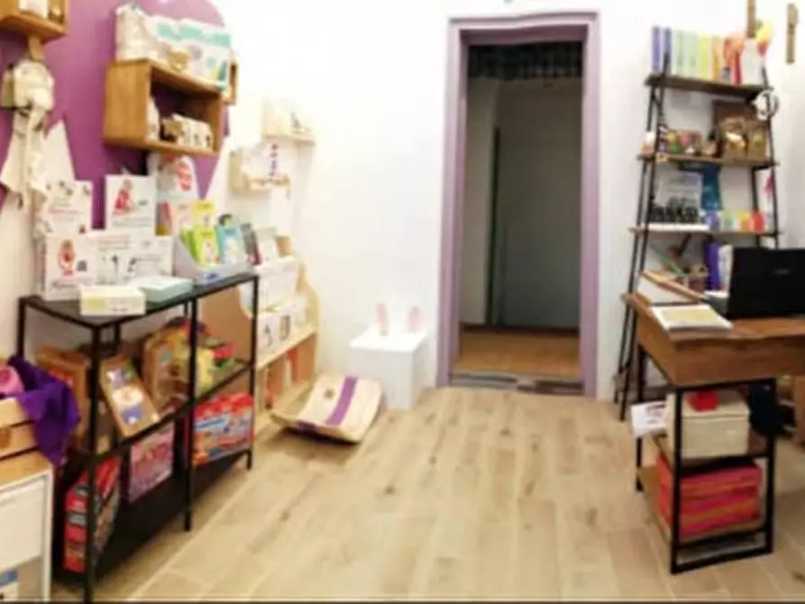 negozio in vendita a Firenze in zona Porta Romana