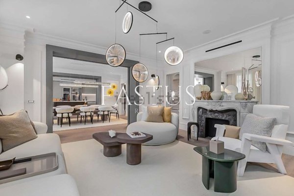 appartamento in vendita a Firenze in zona Centro Santa Maria Novella