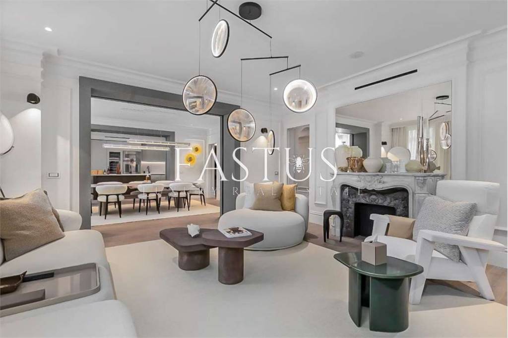 appartamento in vendita a Firenze in zona Centro Santa Maria Novella