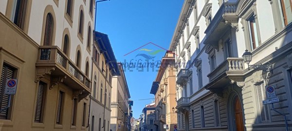 appartamento in vendita a Firenze in zona Centro Duomo