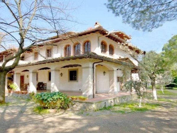 casa indipendente in vendita a Firenze