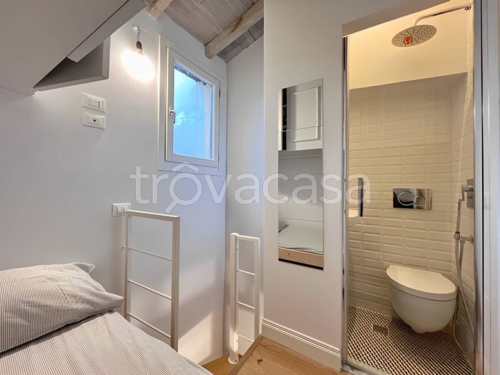 appartamento in vendita a Firenze in zona Centro Santa Croce