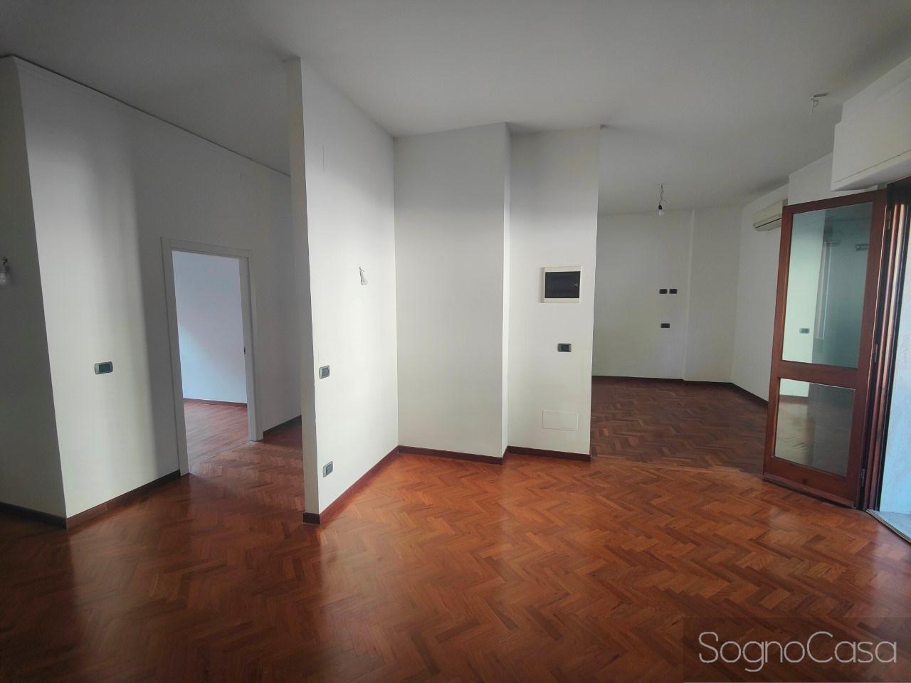 appartamento in vendita a Firenze in zona Campo di Marte