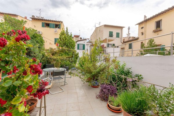 appartamento in vendita a Firenze in zona Campo di Marte