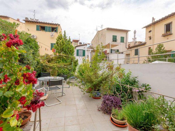 appartamento in vendita a Firenze in zona Centro Santa Croce