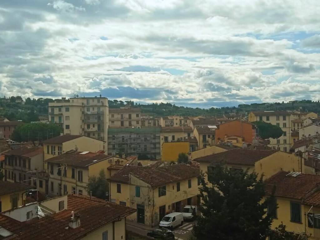 appartamento in vendita a Firenze in zona Isolotto