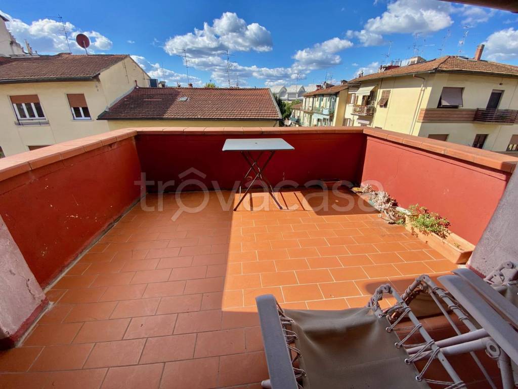 appartamento in vendita a Firenze in zona Statuto