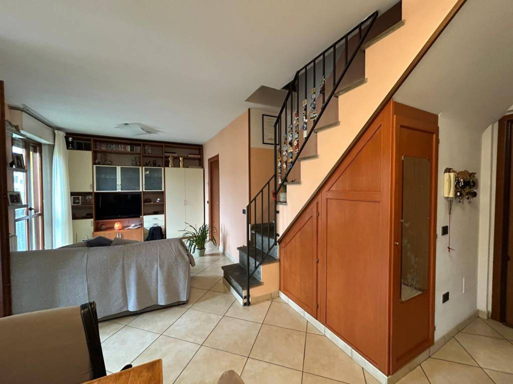 appartamento in vendita a Firenze in zona Isolotto
