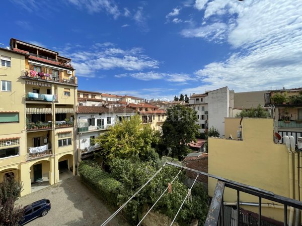 casa indipendente in vendita a Firenze in zona Novoli