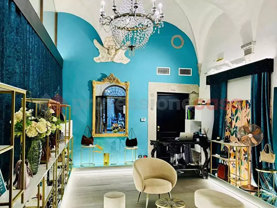 negozio in vendita a Firenze in zona Centro San Frediano