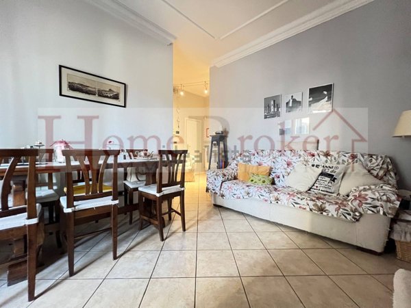 appartamento in vendita a Firenze in zona Varlungo