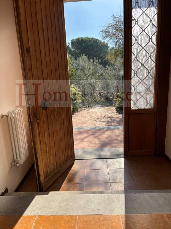casa indipendente in vendita a Firenze in zona Settignano