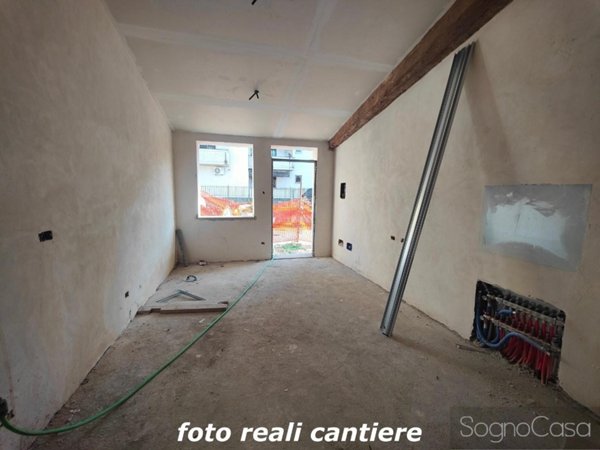 appartamento in vendita a Firenze in zona Isolotto