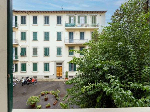 appartamento in vendita a Firenze in zona Campo di Marte