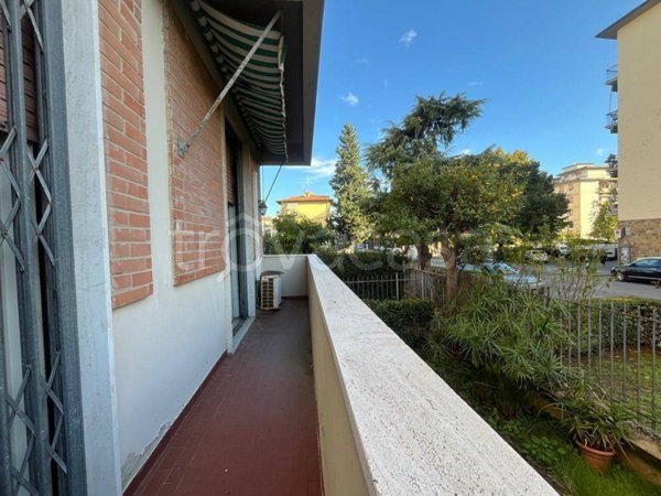 appartamento in vendita a Firenze in zona Isolotto