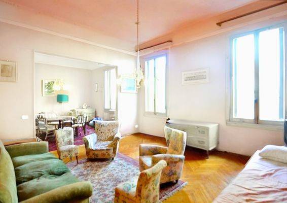 appartamento in vendita a Firenze in zona Campo di Marte