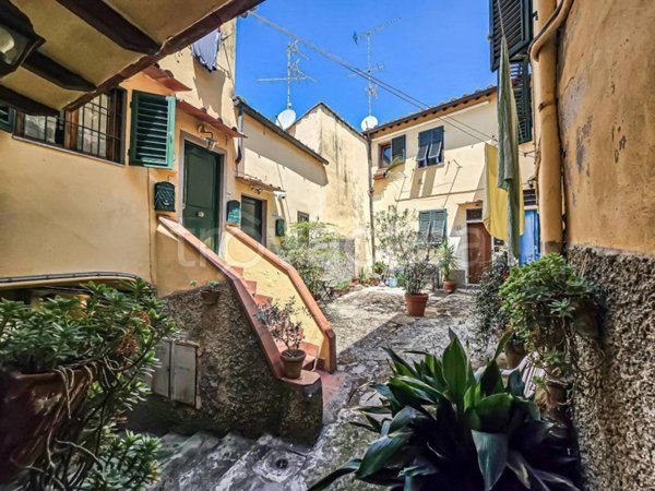 appartamento in vendita a Firenze in zona Galluzzo