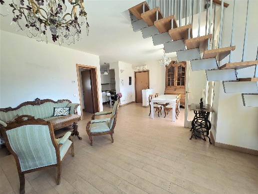 appartamento in vendita a Firenze in zona Coverciano