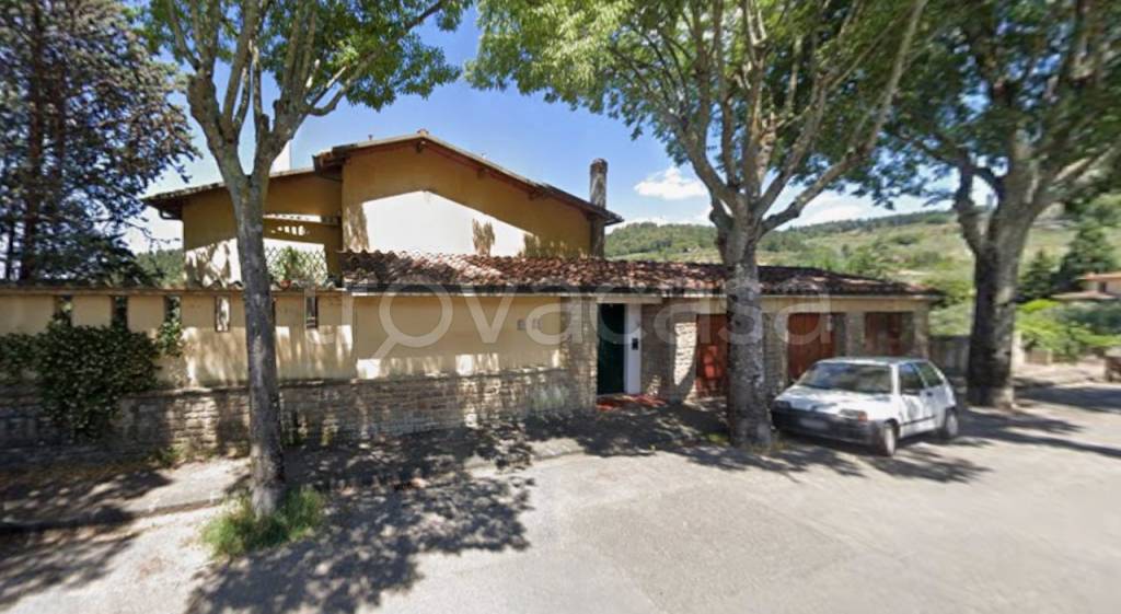 appartamento in vendita a Firenze in zona Settignano