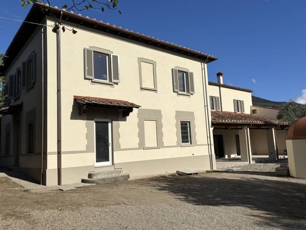 casa indipendente in vendita a Firenze in zona Serpiolle