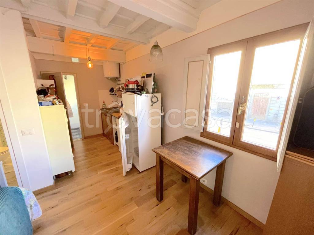 casa indipendente in vendita a Firenze in zona Porta Romana