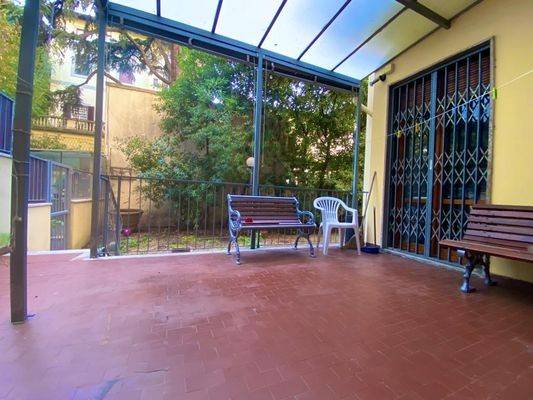 appartamento in vendita a Firenze in zona Campo di Marte
