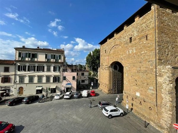 casa indipendente in vendita a Firenze in zona Centro San Frediano