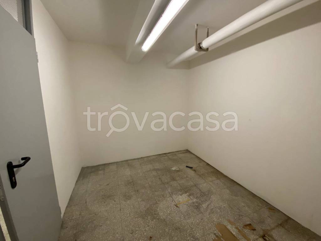 locale commerciale in vendita a Firenze