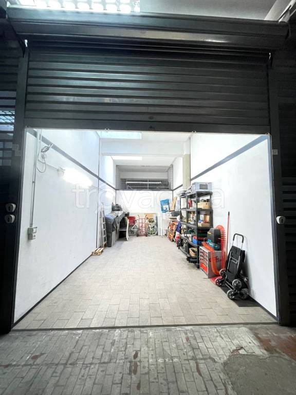 locale di sgombero in vendita a Firenze in zona Coverciano