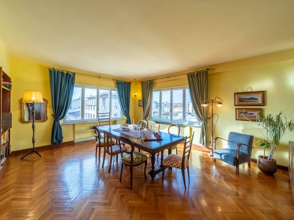 appartamento in vendita a Firenze in zona Campo di Marte