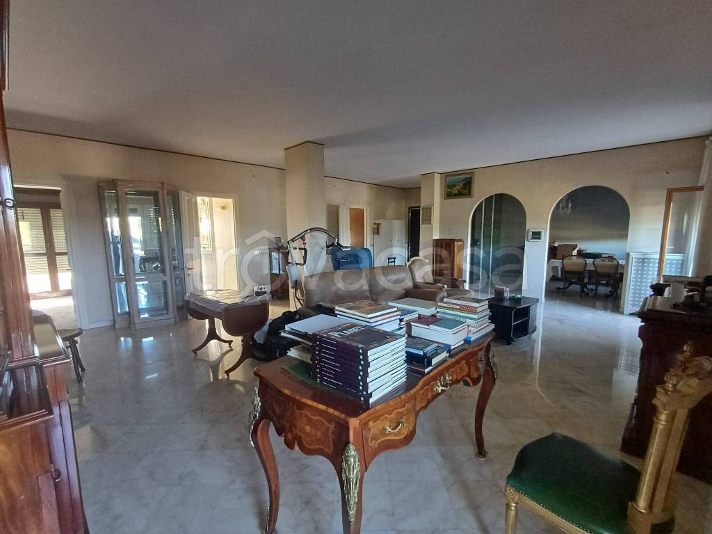 appartamento in vendita a Firenze in zona Isolotto