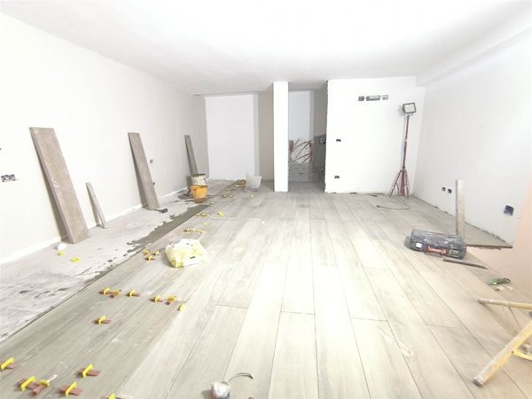 ufficio in vendita a Firenze in zona Novoli