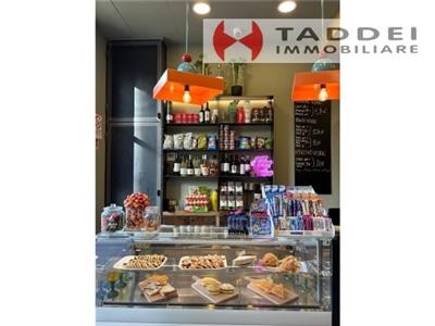 esercizio commerciale in vendita a Firenze
