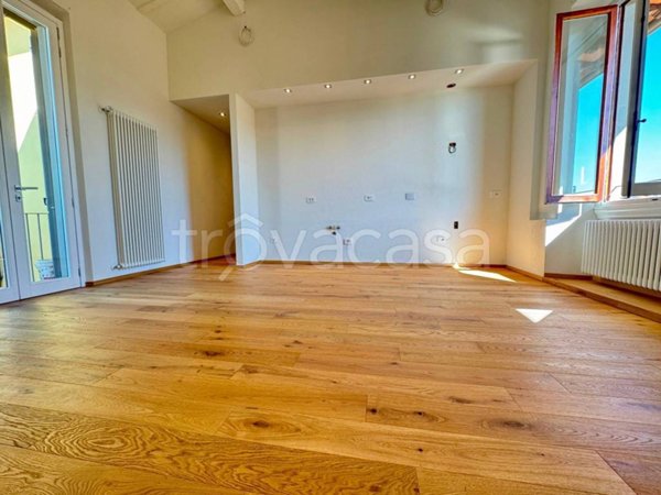 appartamento in vendita a Firenze in zona Galluzzo