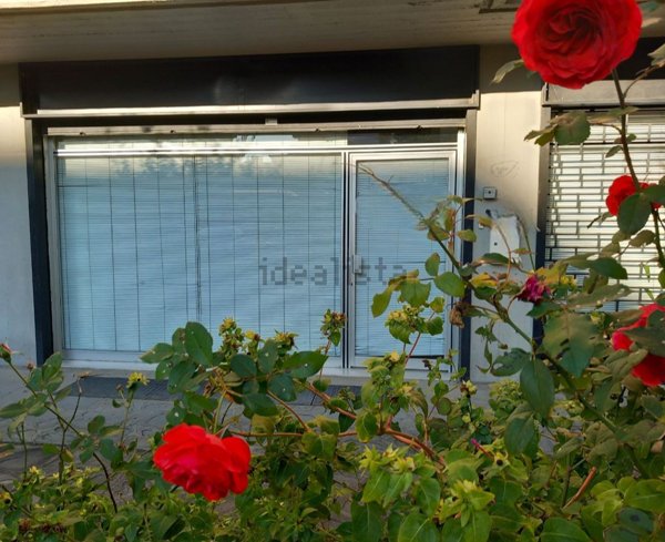 ufficio in vendita a Firenze in zona Peretola